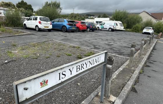 Land for sale in Cwmllynfell photo