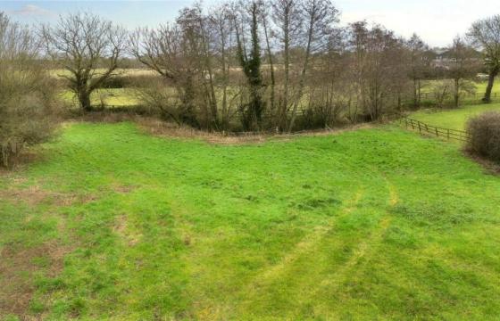 Land for sale in Oakhanger photo