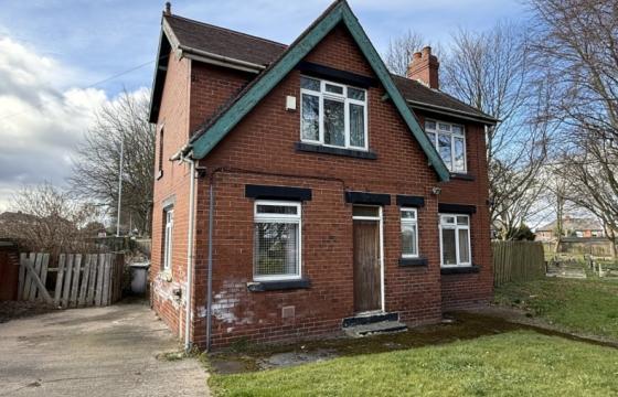 Former lodge for modernisation in Barnsley photo
