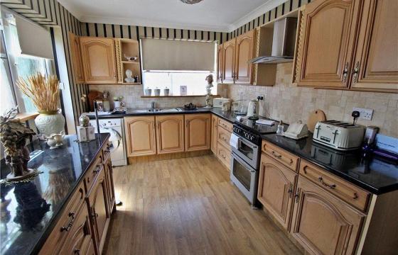 Under Offer, Redevelopment opportunity in Ferndown photo