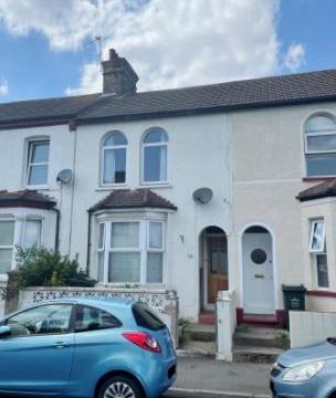 Property for improvement in Greenhithe photo