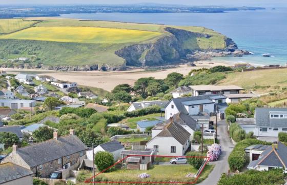 Development opportunity in Mawgan Porth photo