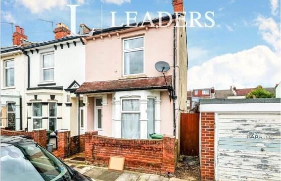 Terrace house requiring refurbishment in Southsea photo