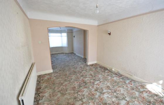 Under Offer, Property for modernisation in Poole photo