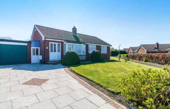 Property for modernisation in Bolton photo