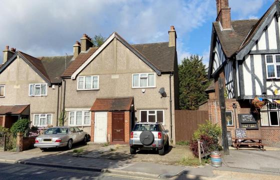 Property for improvement in Erith photo