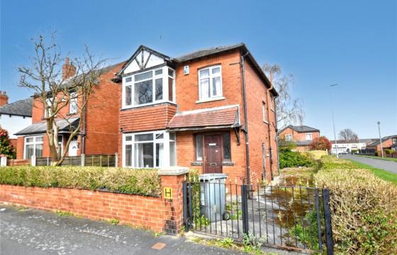 The property does require full renovation in Leeds photo