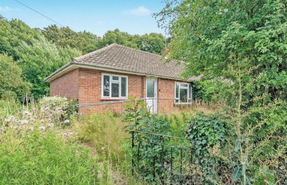 Bungalow requiring modernisation in NORWICH photo