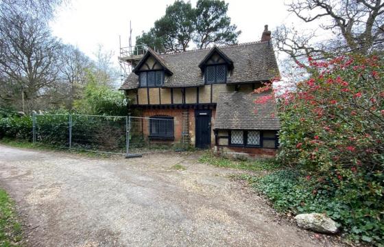 Property for refurbishment in HARROW photo