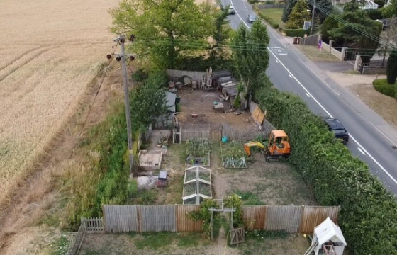 A single building plot in Norton photo