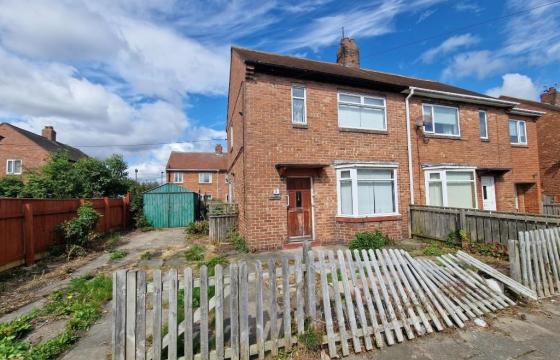 The property requires modernisation in Newcastle Upon Tyne photo