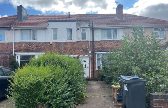 The property is in need of refurbishment in Longbridge photo