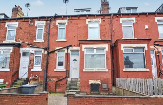 Property for modernisation in Leeds photo