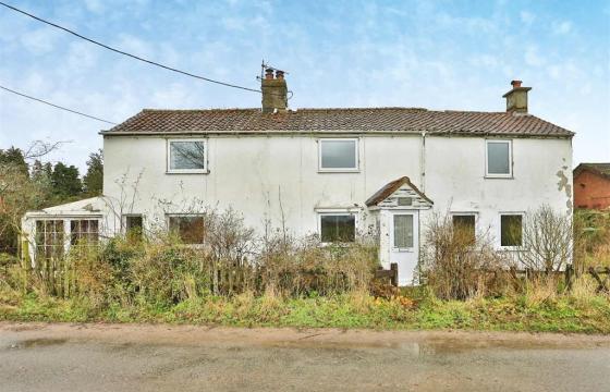 Full renovation required in DEREHAM photo