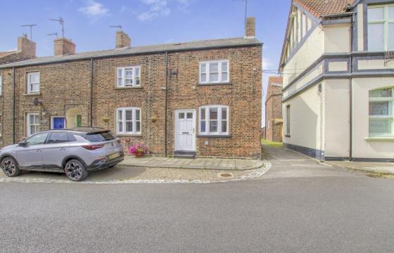 Perfect property for improvement in Greatham photo
