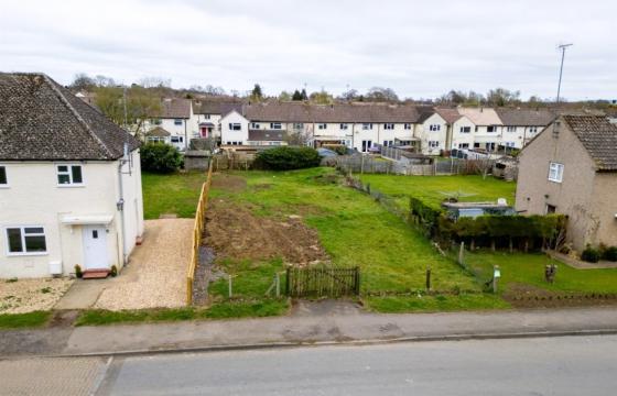 Land for sale in Lyneham photo