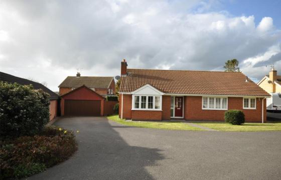 House and plot for sale in Loughborough photo