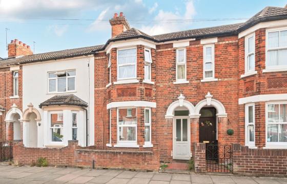 House in need of refurbishment in Bedford photo