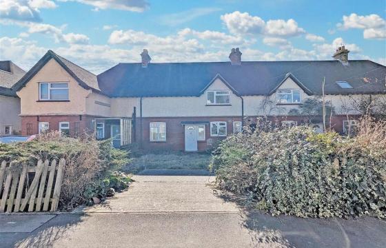 House requiring modernisation in TONBRIDGE photo