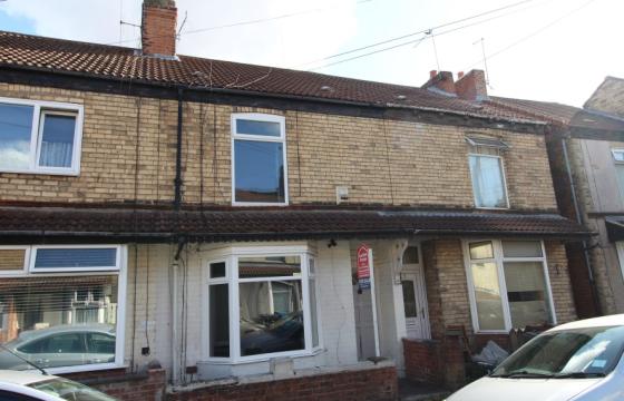 House which requires refurbishment in Hull photo