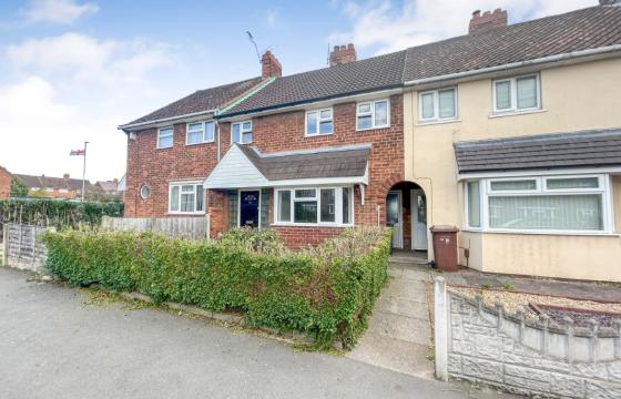 Property in need of refurbishment in Walsall photo