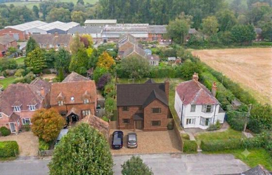 Land for sale in Marlborough photo