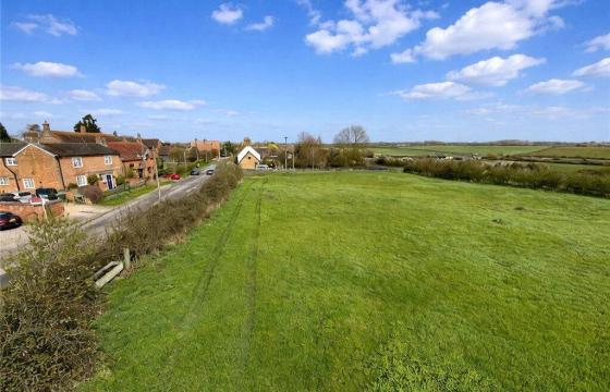 Land for sale in Charndon photo