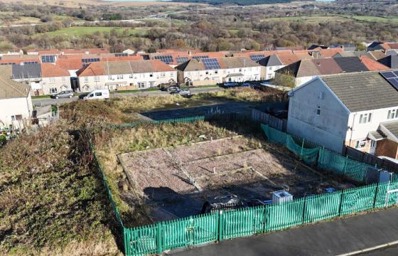 Land for sale in Aberdare photo