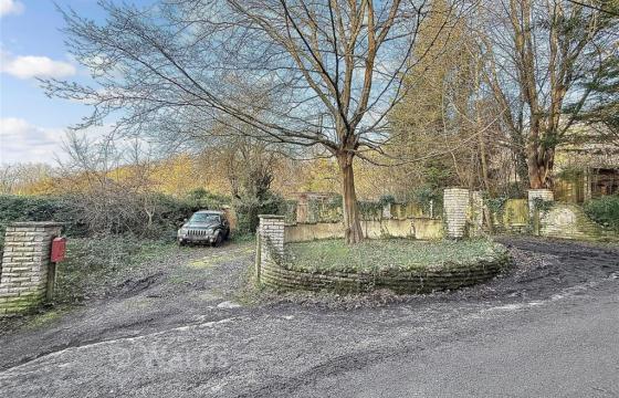 Redevelopment opportunity in Meopham photo