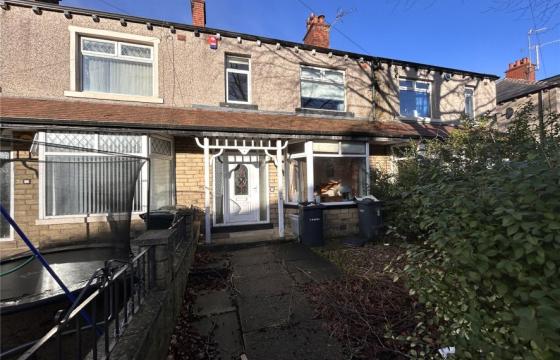 House is in need of modernisation in Bradford photo