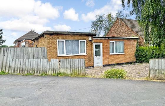 Property for modernisation in Birstall photo
