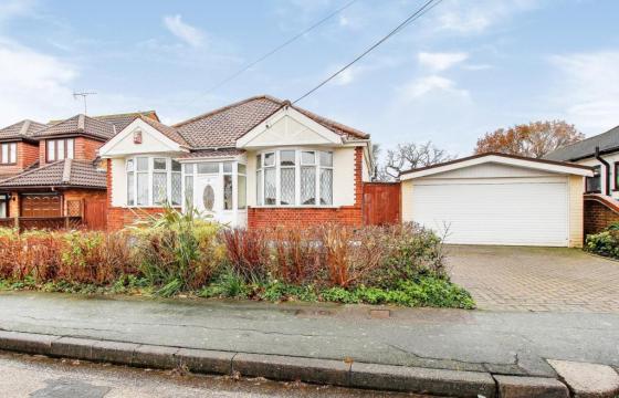 Property for modernisation in Basildon photo