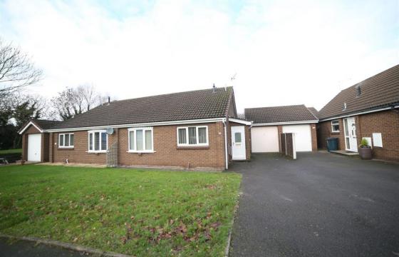 Property for modernisation in Sundorne Grove photo