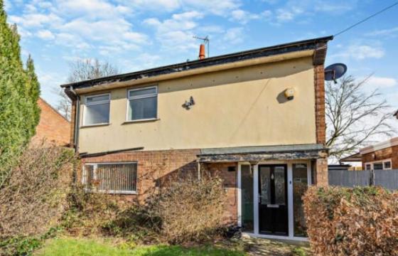 House requires a program of refurbishment in Sandbach photo