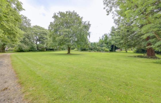 BUILDING PLOT IN Accrington photo