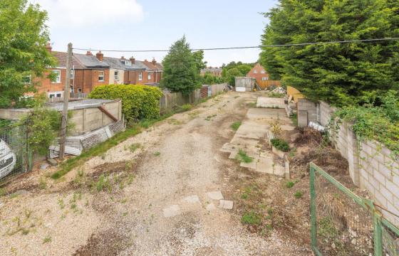 Land for sale in Canterbury photo
