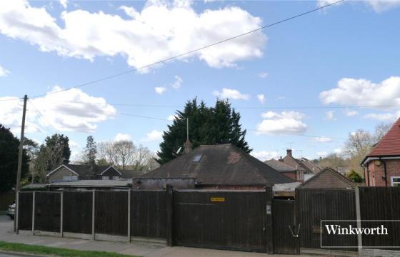 Property for modernisation in New Barnet photo