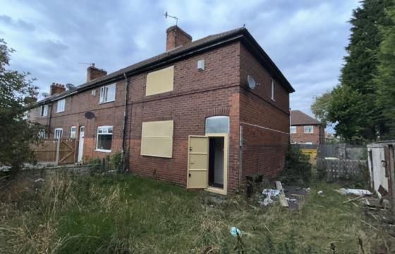 Property requiring refurbishment in Pontefract photo