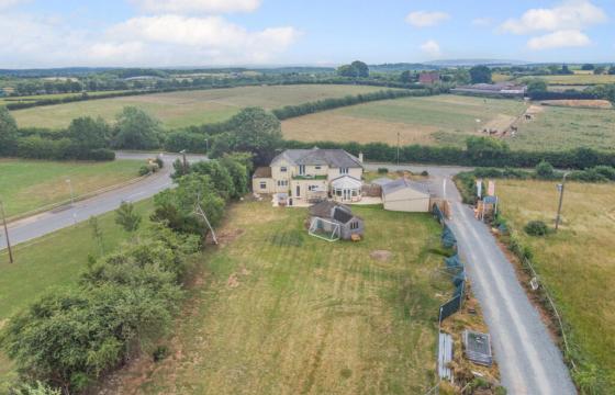 House and land for sale in Droitwich photo