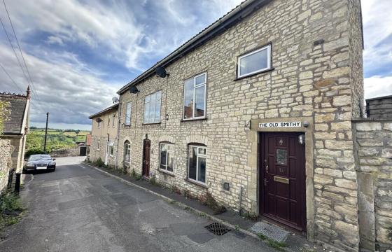 Requiring modernisation throughout in Bath photo