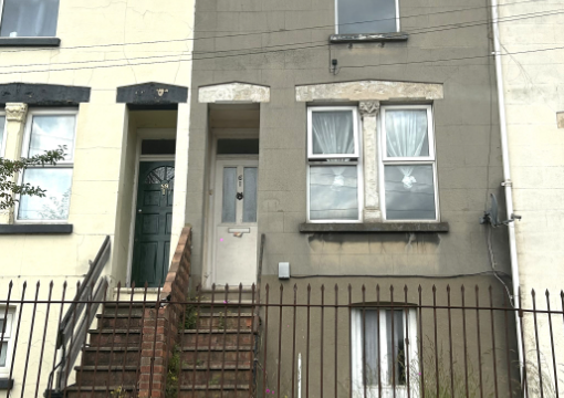 A Terrace House requiring modernisation in Chatham photo