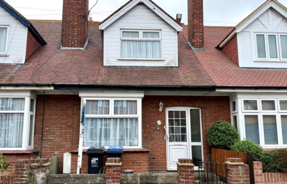 Three-Bedroom House For Refurbishment in Broadstairs photo