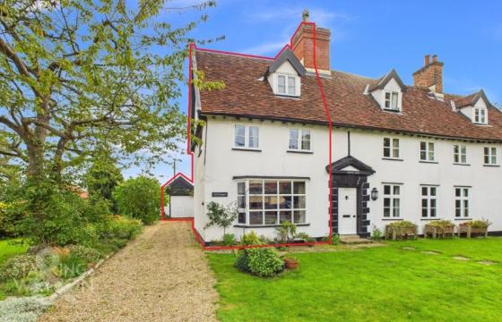 Semi-detached period house for improvement in Diss photo