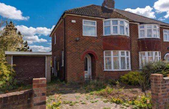 The property requires a program of refurbishment in York photo