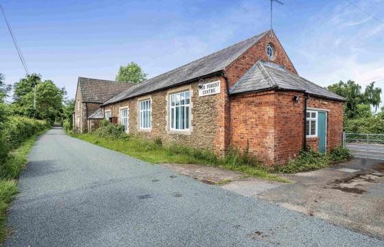 Redevelopment potential in Far Forest photo