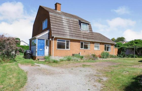 Property for refurbishment in Hagley photo