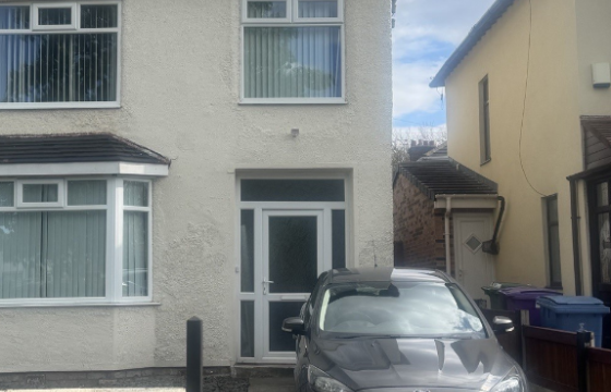 Semi detached house for refurbishment in Liverpool photo