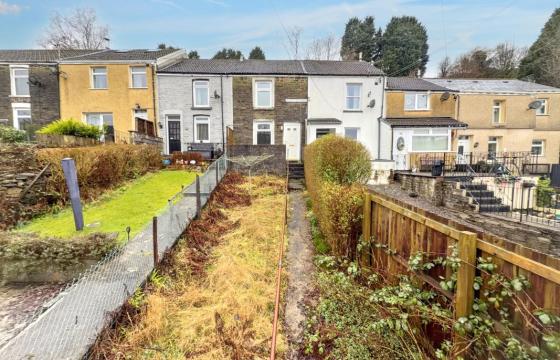 Property which requires renovation in Tonypandy photo
