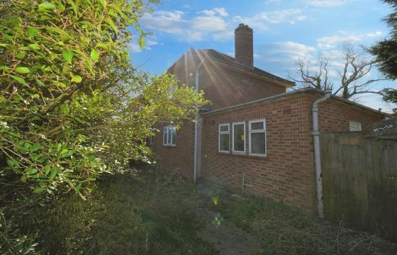 House requiring modernisation in NORWICH photo