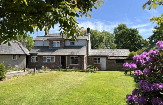 Potential to extend and develop in Lymington photo